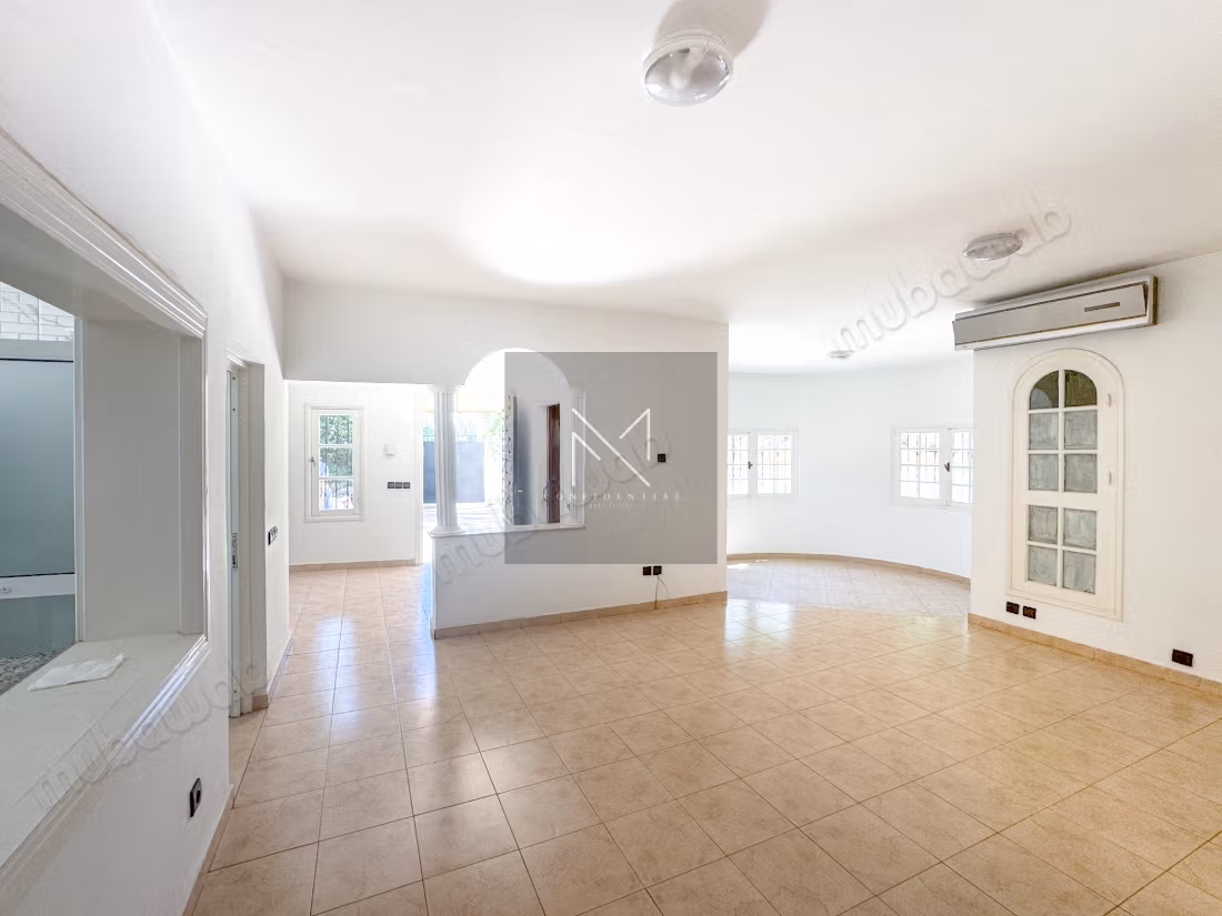 Charming Villa for Rent in Val D'anfa, Casablanca