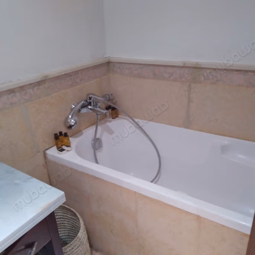 Alquiler de un apartamento en Agdal. Superficie de 108 m². Amueblado