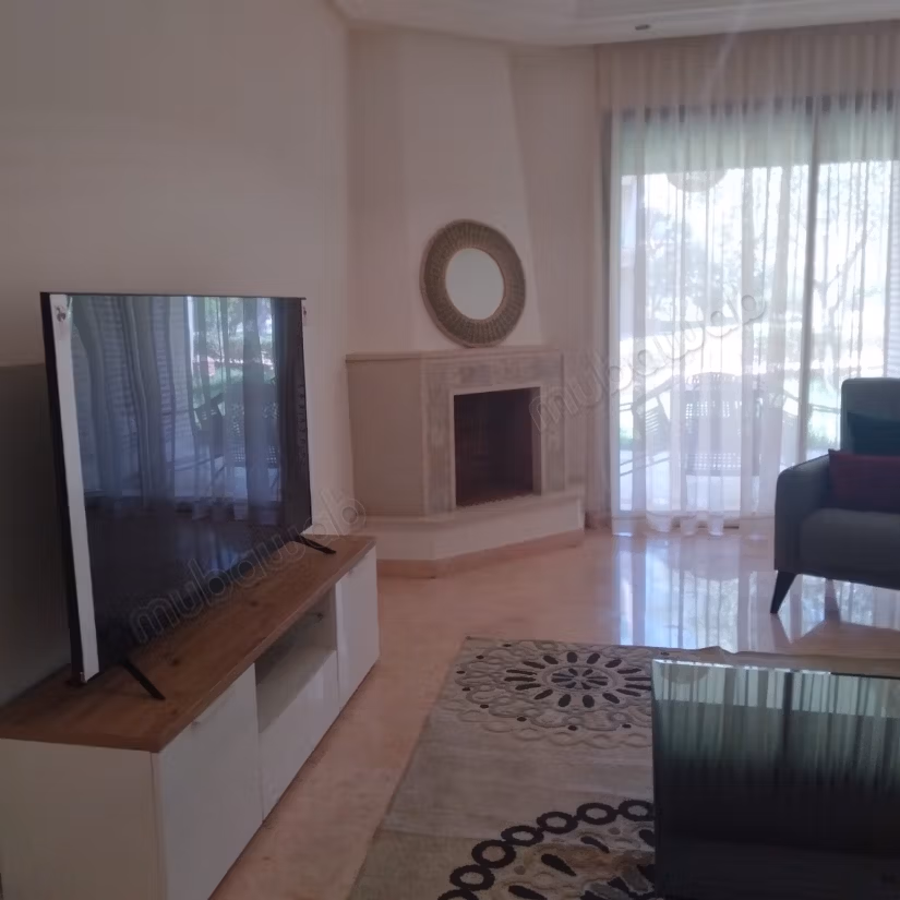 Alquiler de un apartamento en Agdal. Superficie de 108 m². Amueblado