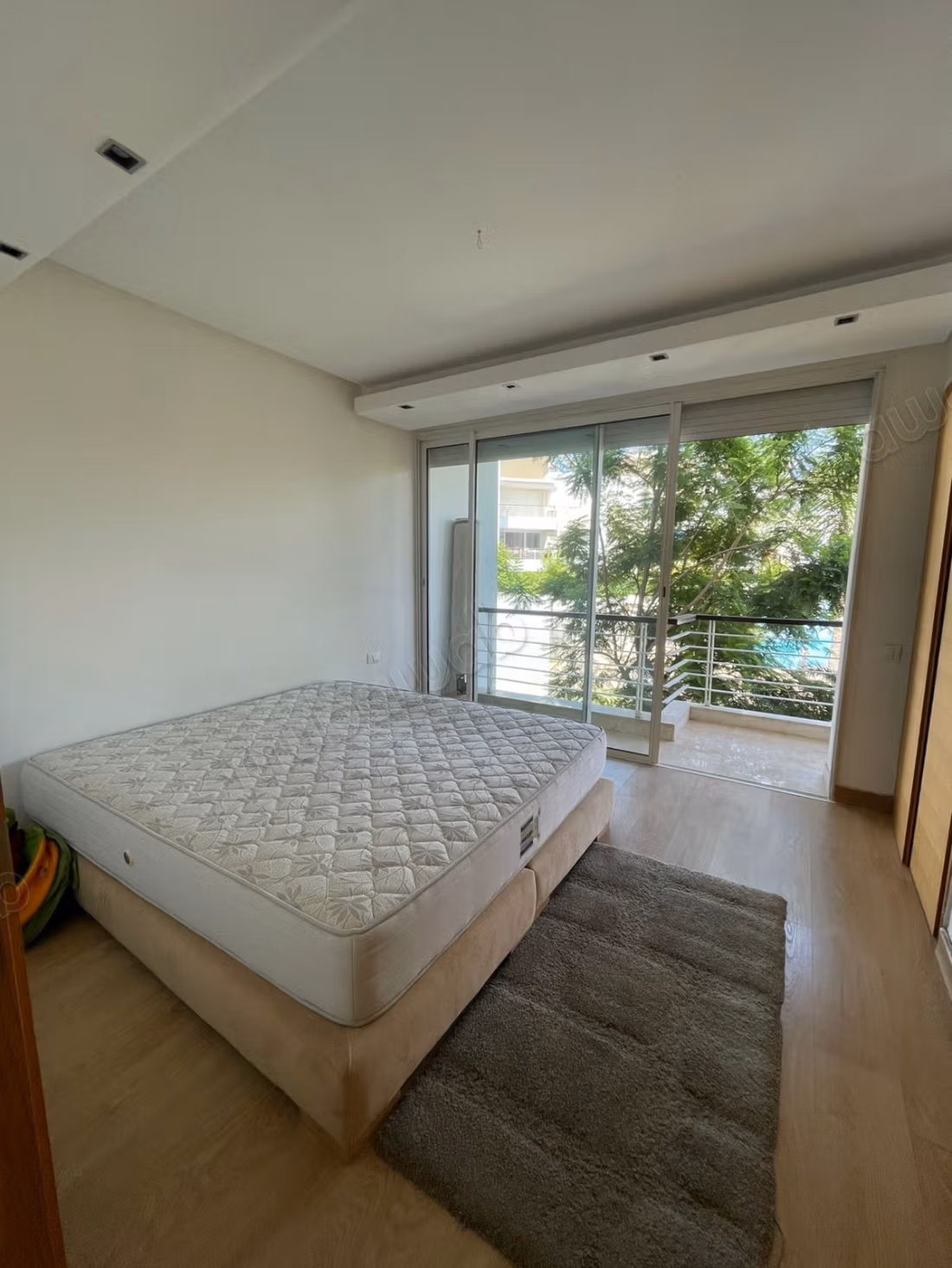 À louer, duplex meublé – bouskoura ville verte
