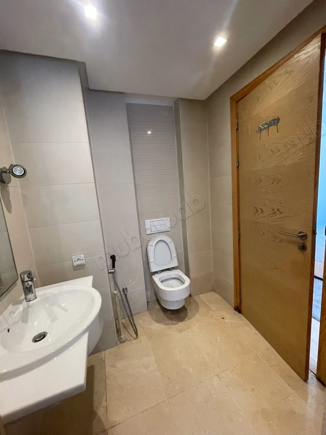 À louer, duplex meublé – bouskoura ville verte