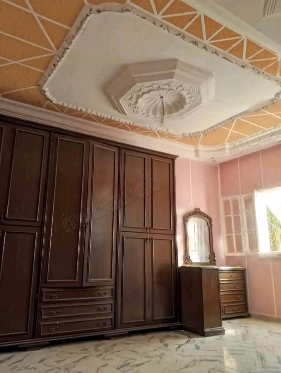 Casa eccezionale composta da 3 piani in vendita