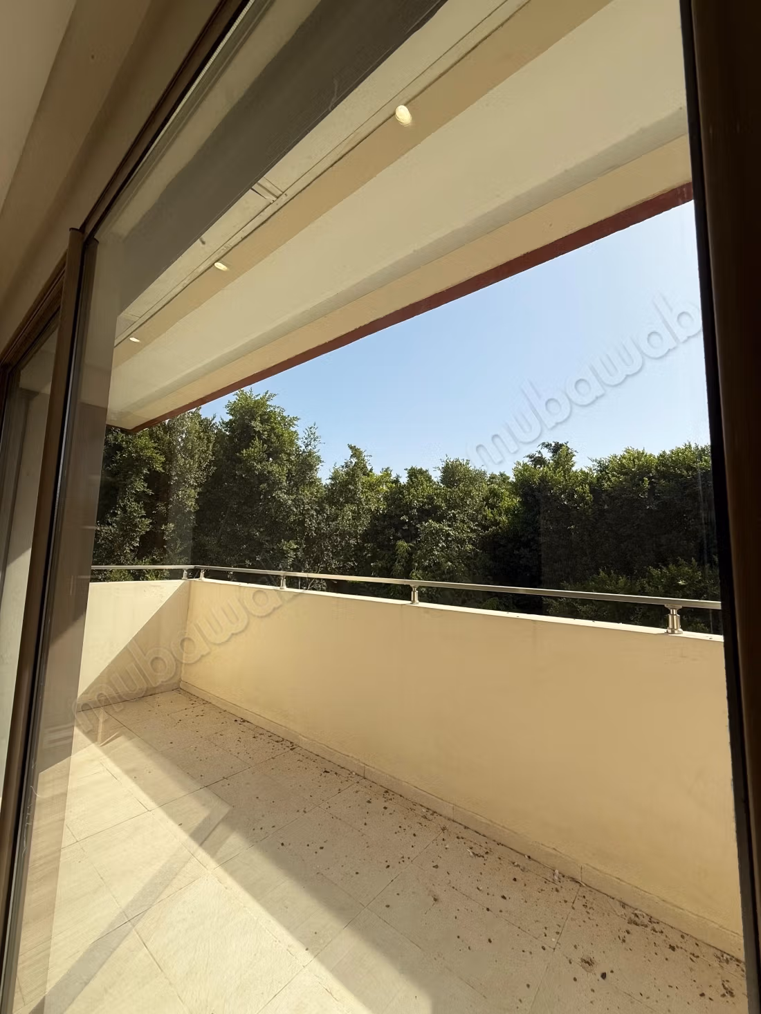 Villa vide moderne superbe à louer à la villa verte 
bouskoura