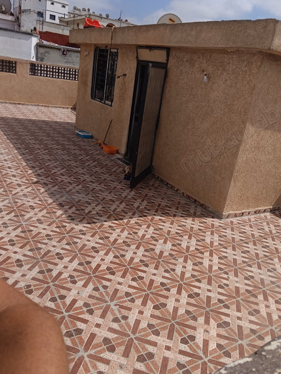 Maison à acheter à Dar Touzani. 5 pièces confortables. Belle terrasse