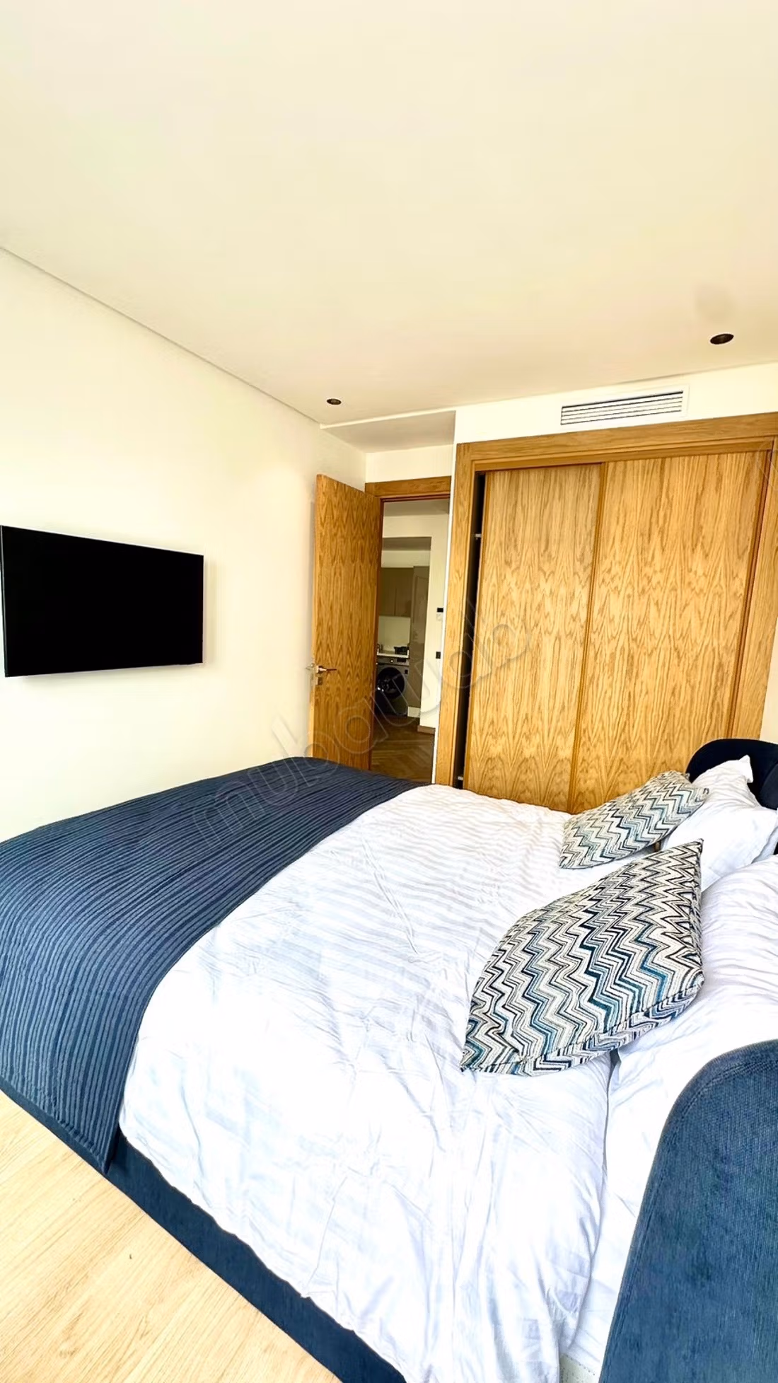 Location d'un appartement à Les princesses. 1 chambre. Bien meublé