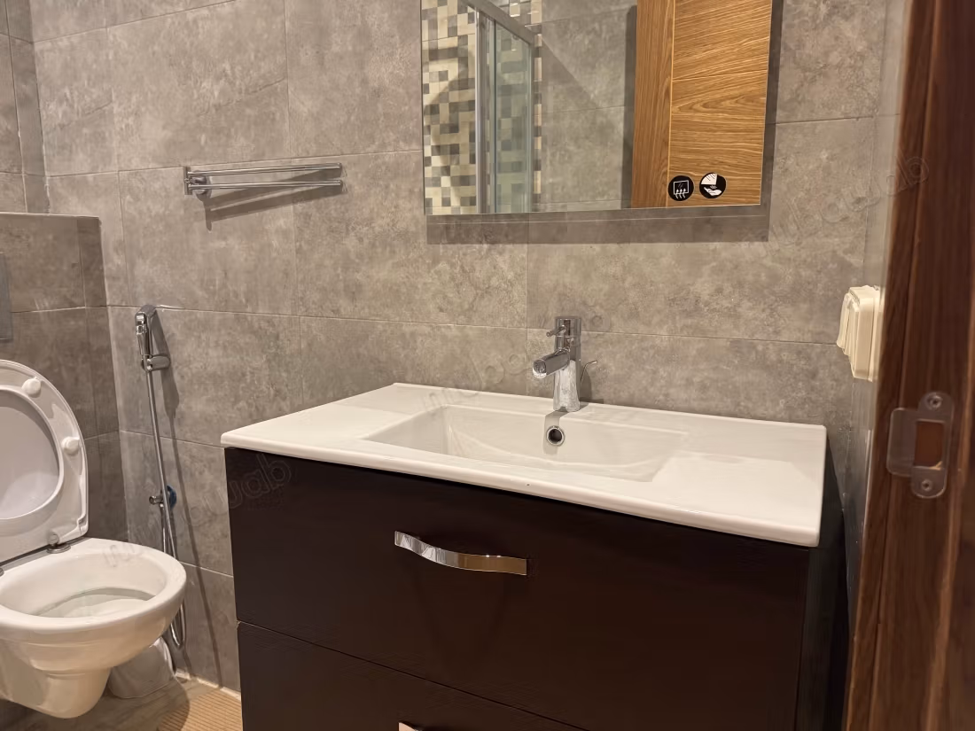 Très bel appartement en location à Founti. 3 pièces. Meublé