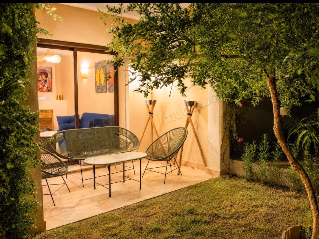Appartement à louer à Route de l'Ourika. 
1 belle chambre. 
Bien meublé
