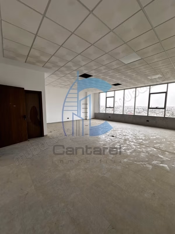 Office for rent in Sidi Maarouf 75m² with parking