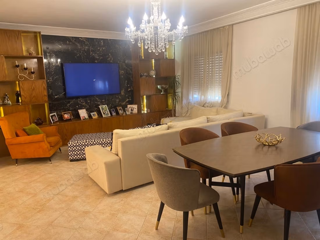 Louez cet appartement à Harhoura. 3 chambres. Meublé
