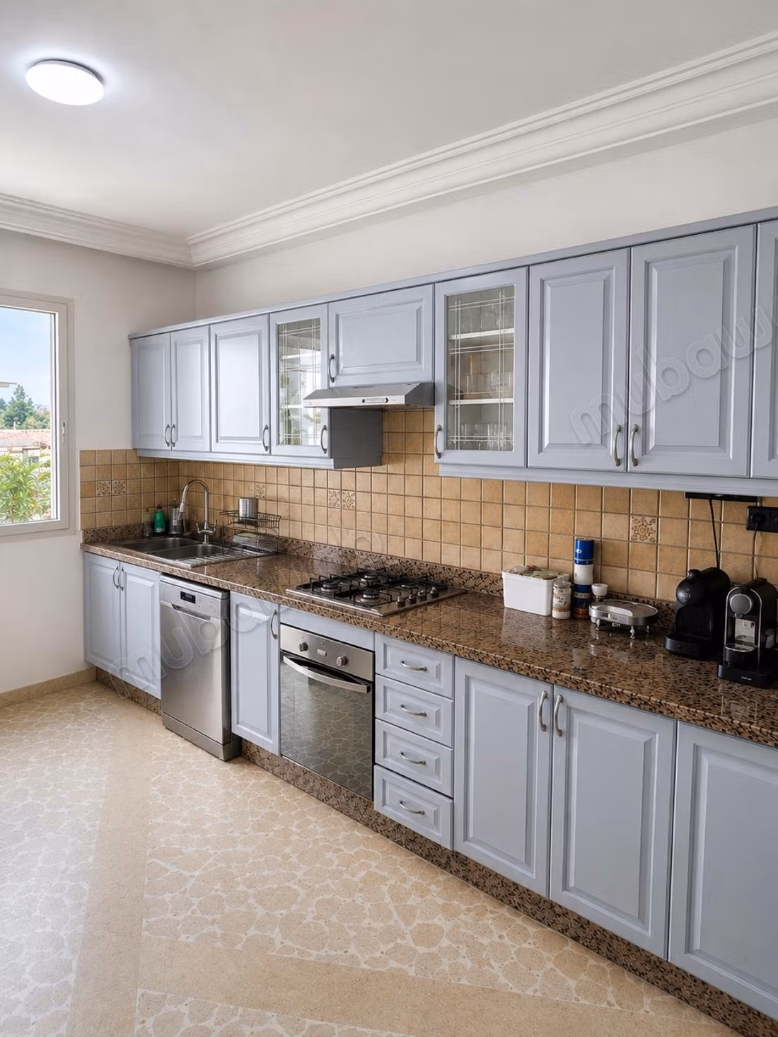 Bourgogne ouest – appartement de 220 m² à vendre