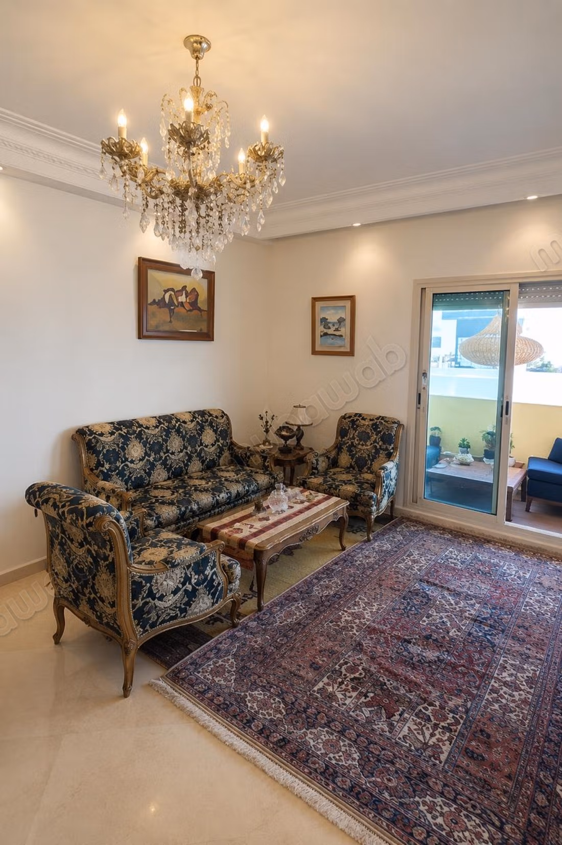 Bourgogne ouest – appartement de 220 m² à vendre