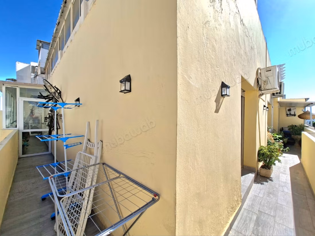 Bourgogne ouest – appartement de 220 m² à vendre