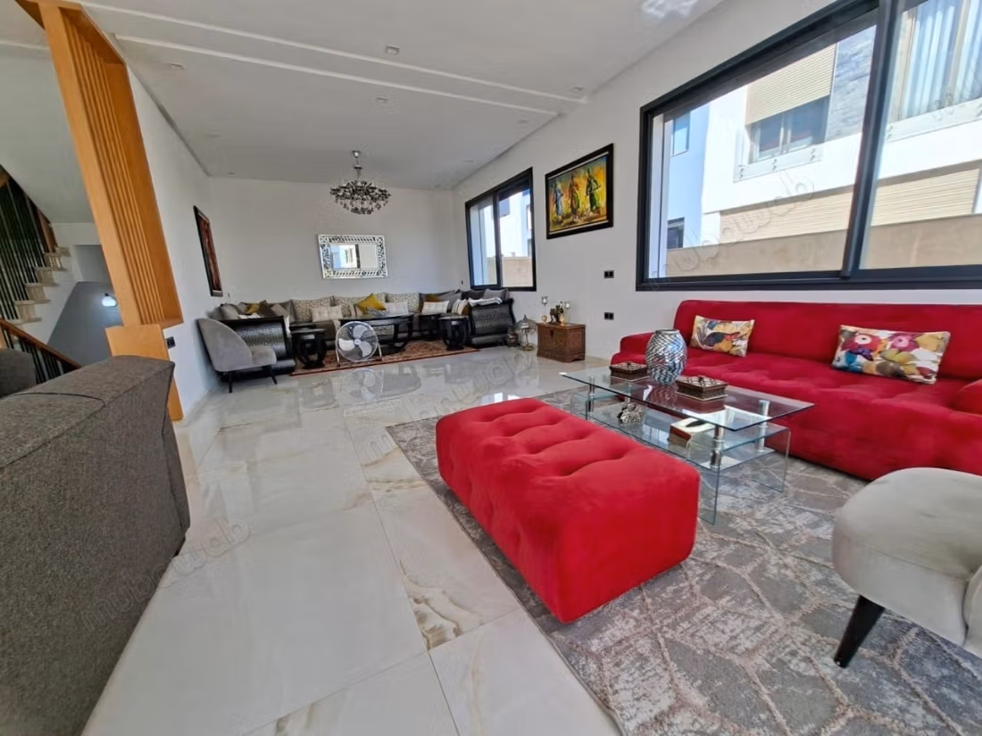 Villa lussuosa in affitto a Val d'Or. 4 camere confortevoli. Arredata