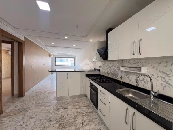 Appartamento S1 in vendita a Jinen Ennasr