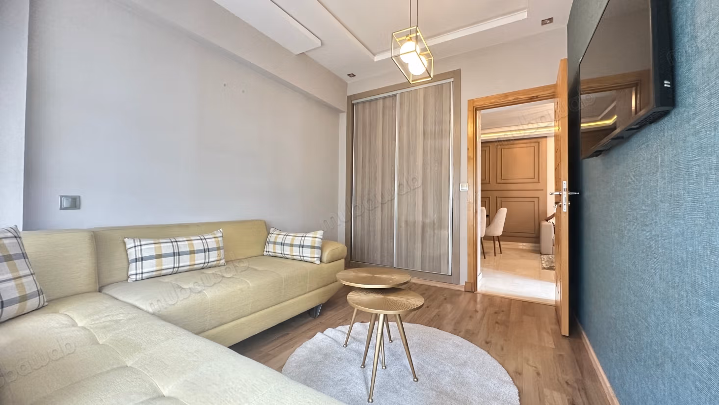 Mooi appartement te huur in Ferme Bretonne Hay Arraha. Oppervlakte 100 m². Gemeubileerd