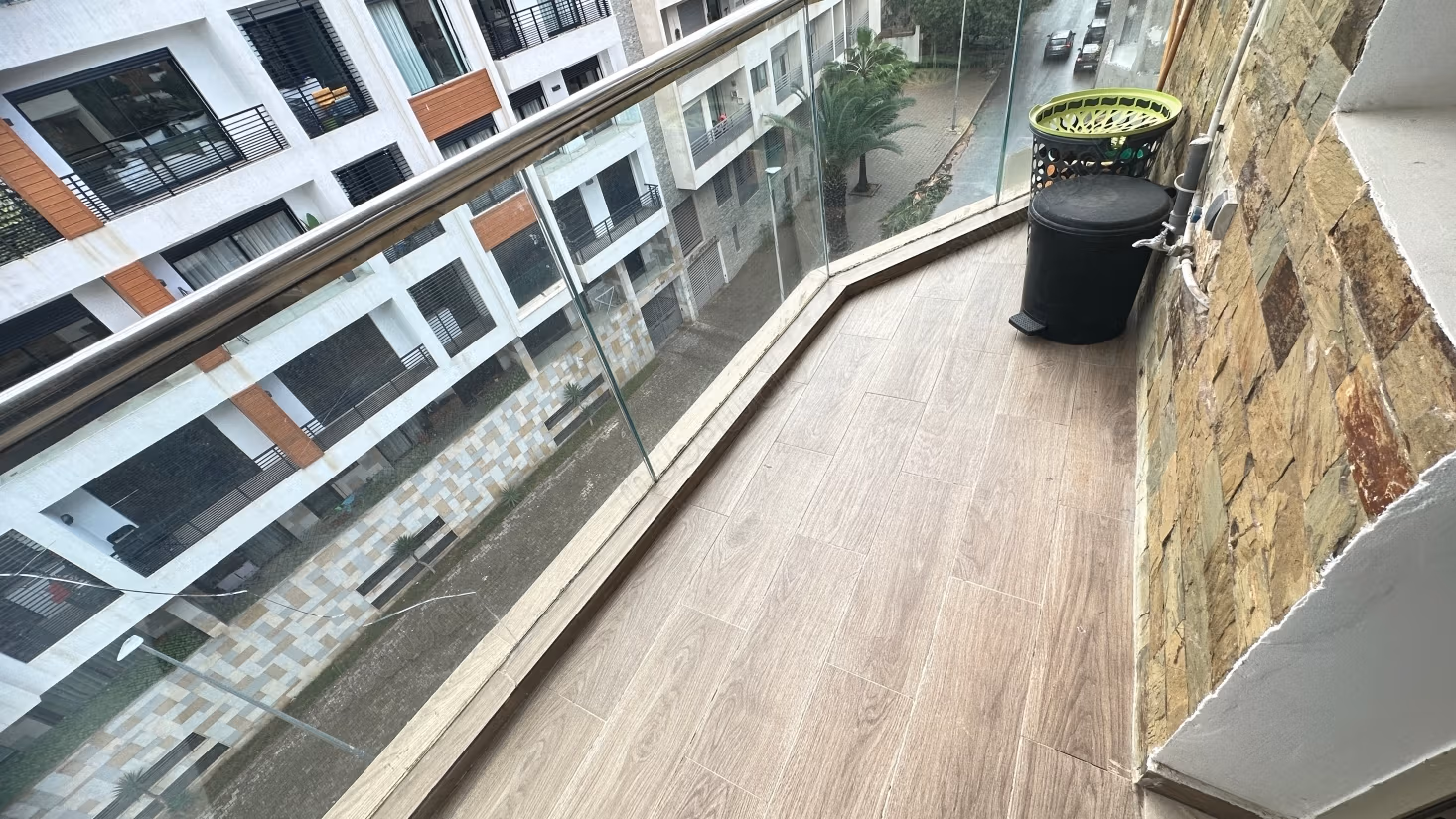 Mooi appartement te huur in Ferme Bretonne Hay Arraha. Oppervlakte 100 m². Gemeubileerd
