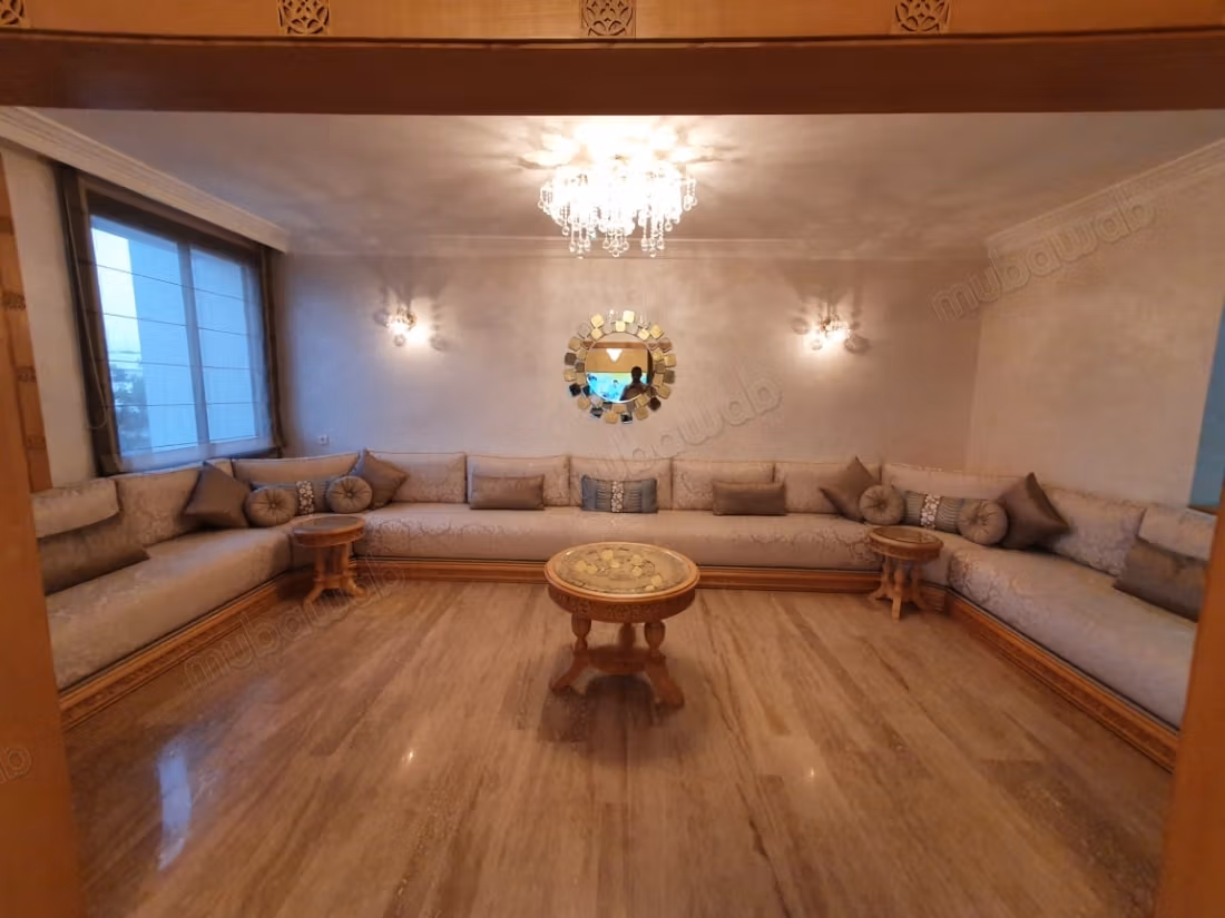 Appartement meublè à louer à Hay riad 
Rabat