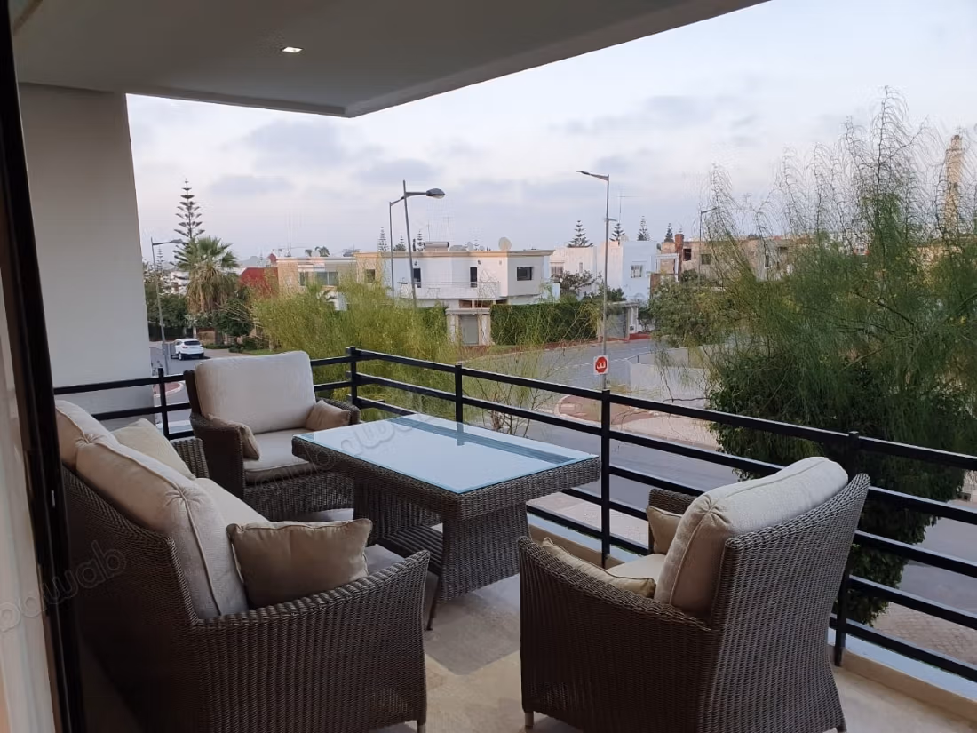 Appartement meublè à louer à Hay riad 
Rabat