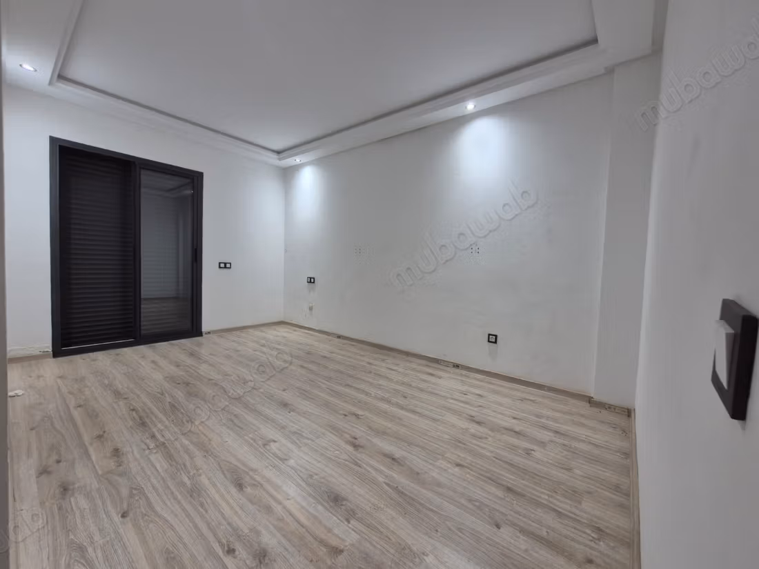 Appartamento nuovo da affittare a Victoria