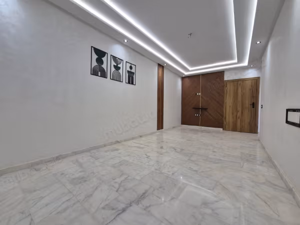 Appartement neuf à louer à Victoria