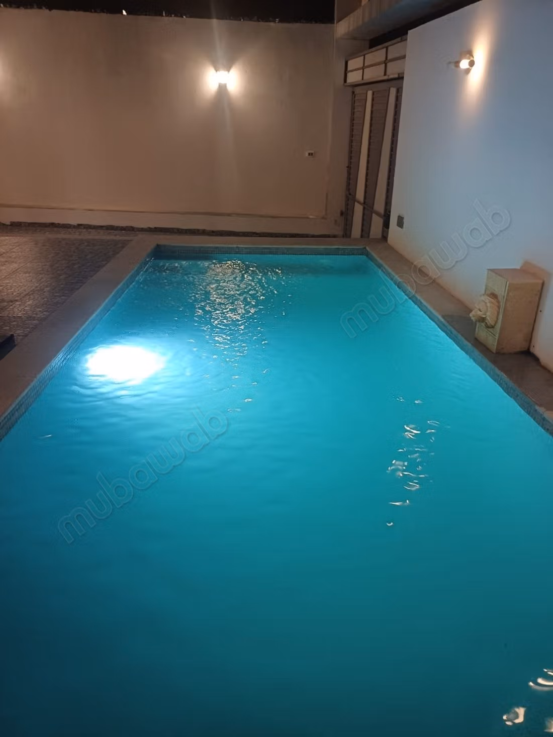 A vendre superbe villa avec piscine a hammamet