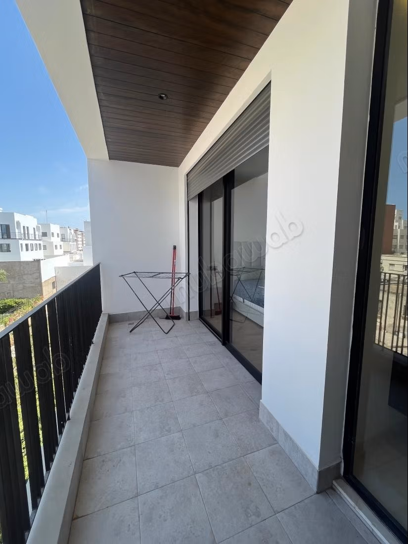 Brand new furnished studio for rent – Franceville
