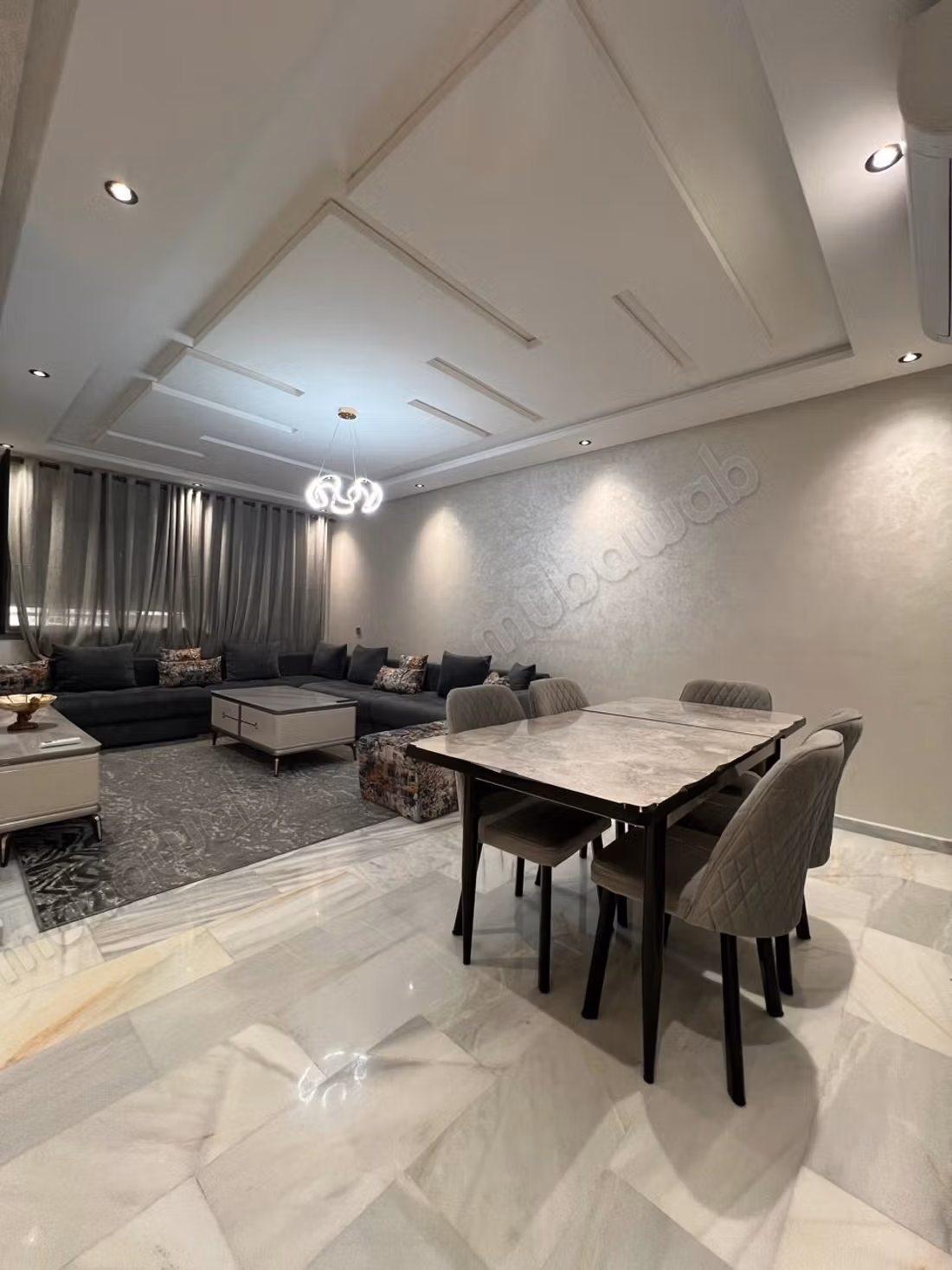 Gemeubileerd appartement te huur