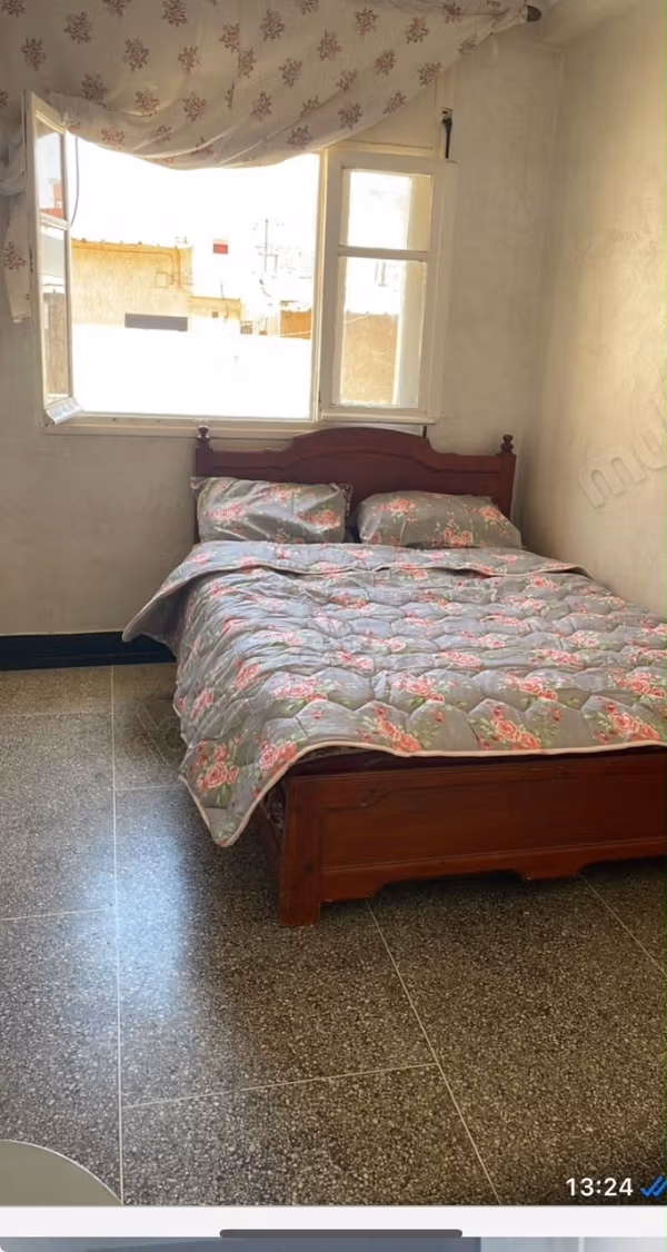 Appartement à louer au centre-ville. 1 partie. Meublé