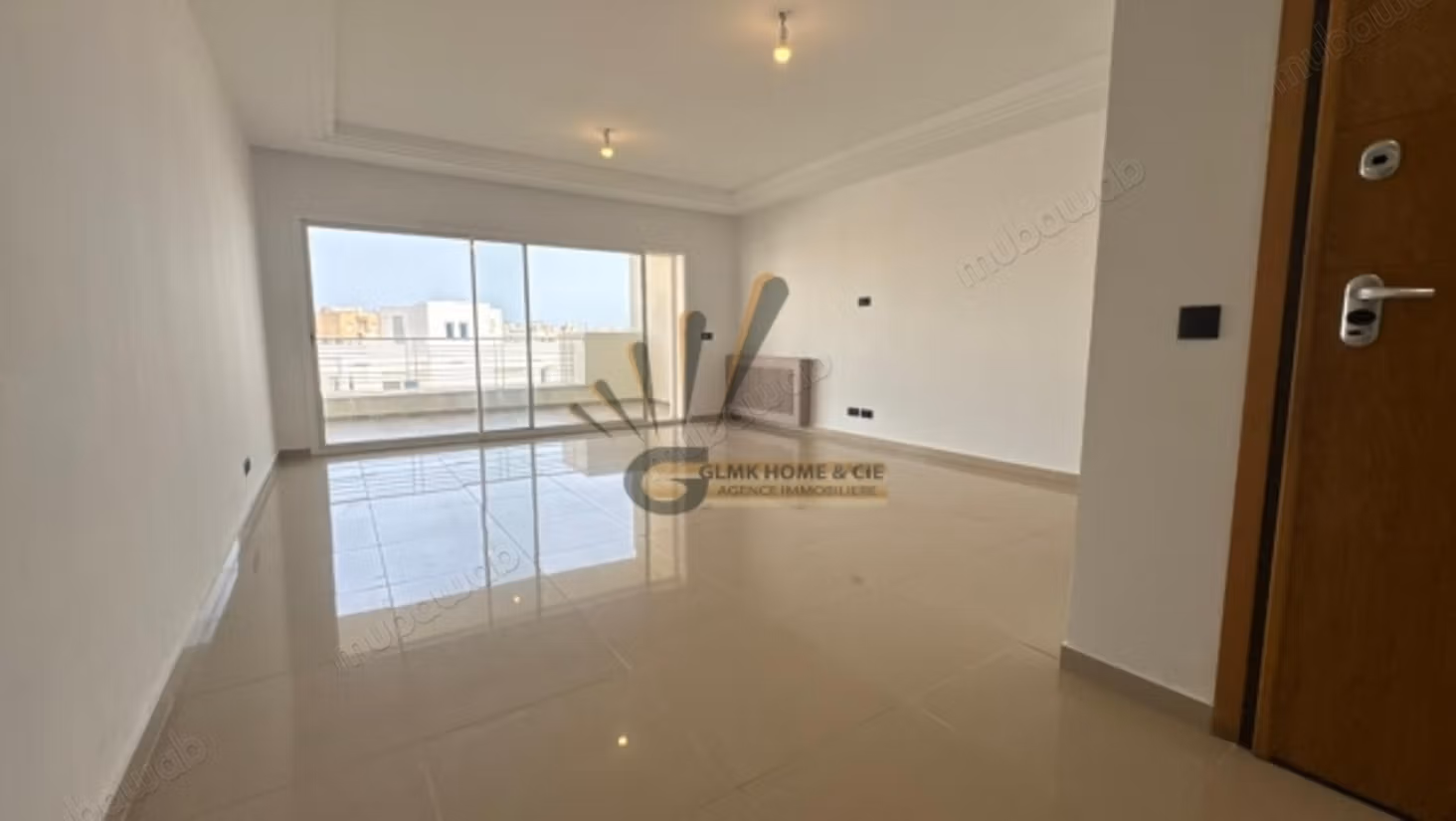 A Louer un Appartement S2 vide Au Lac 2