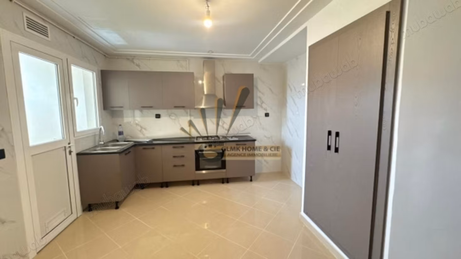 A Louer un Appartement S2 vide Au Lac 2