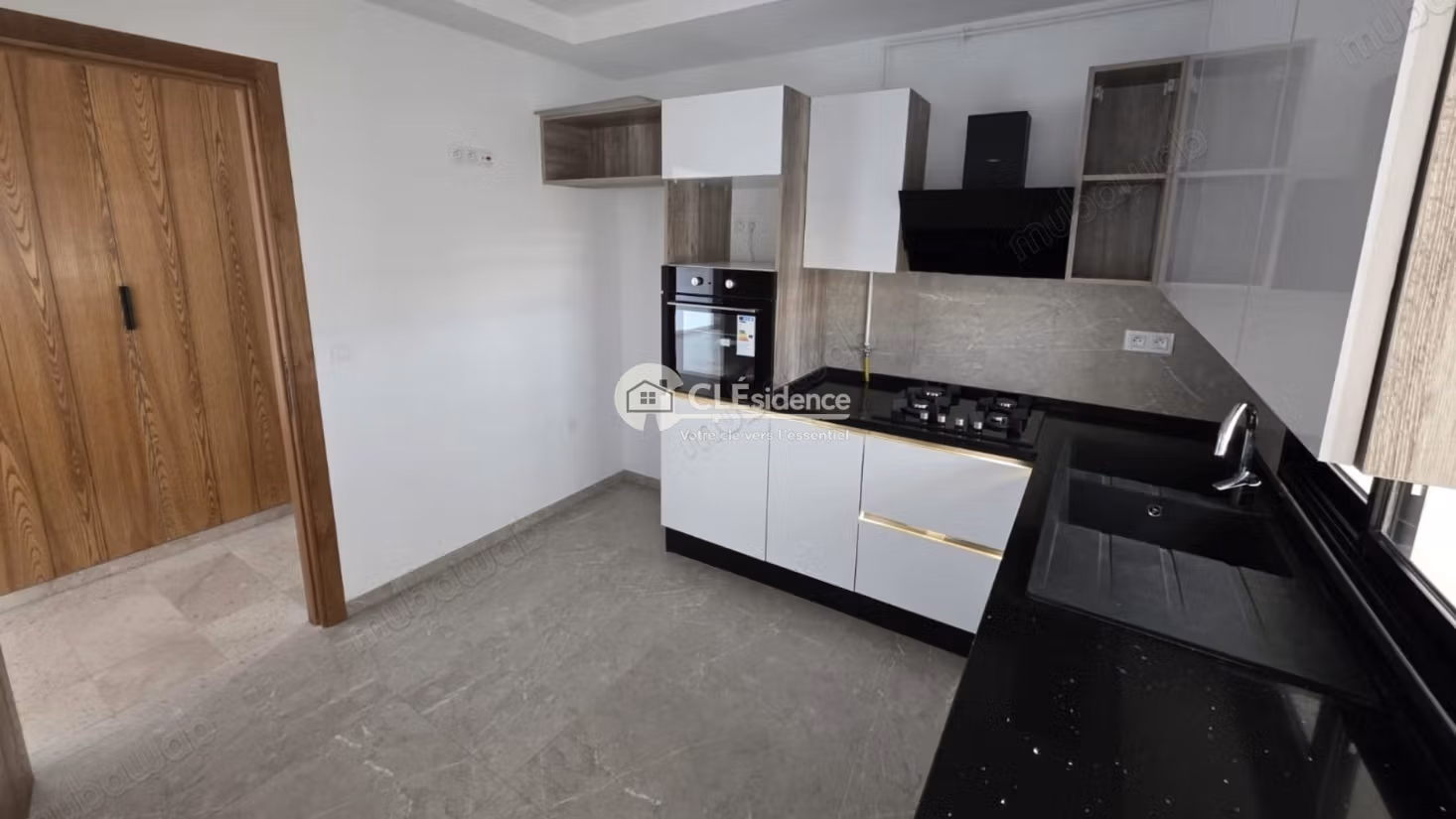 Ampio S3 in affitto a La Soukra Chotrana 1