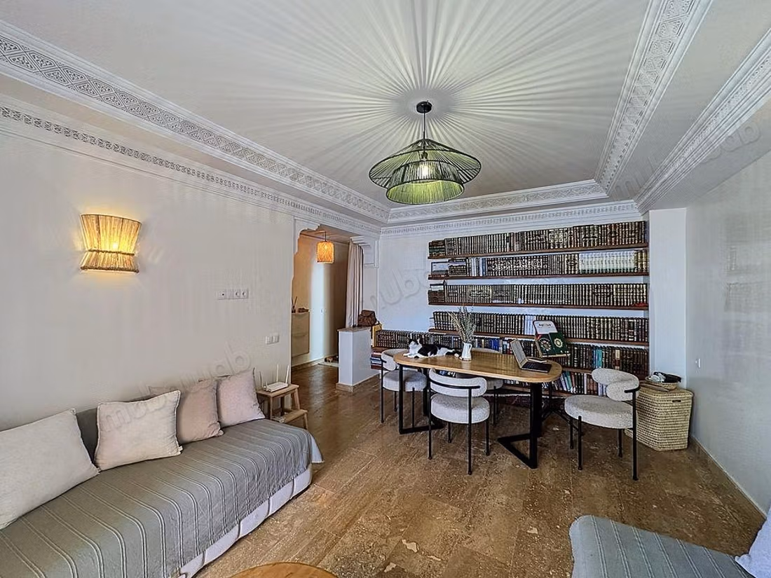 Appartement 5e étage avec grande terrassz