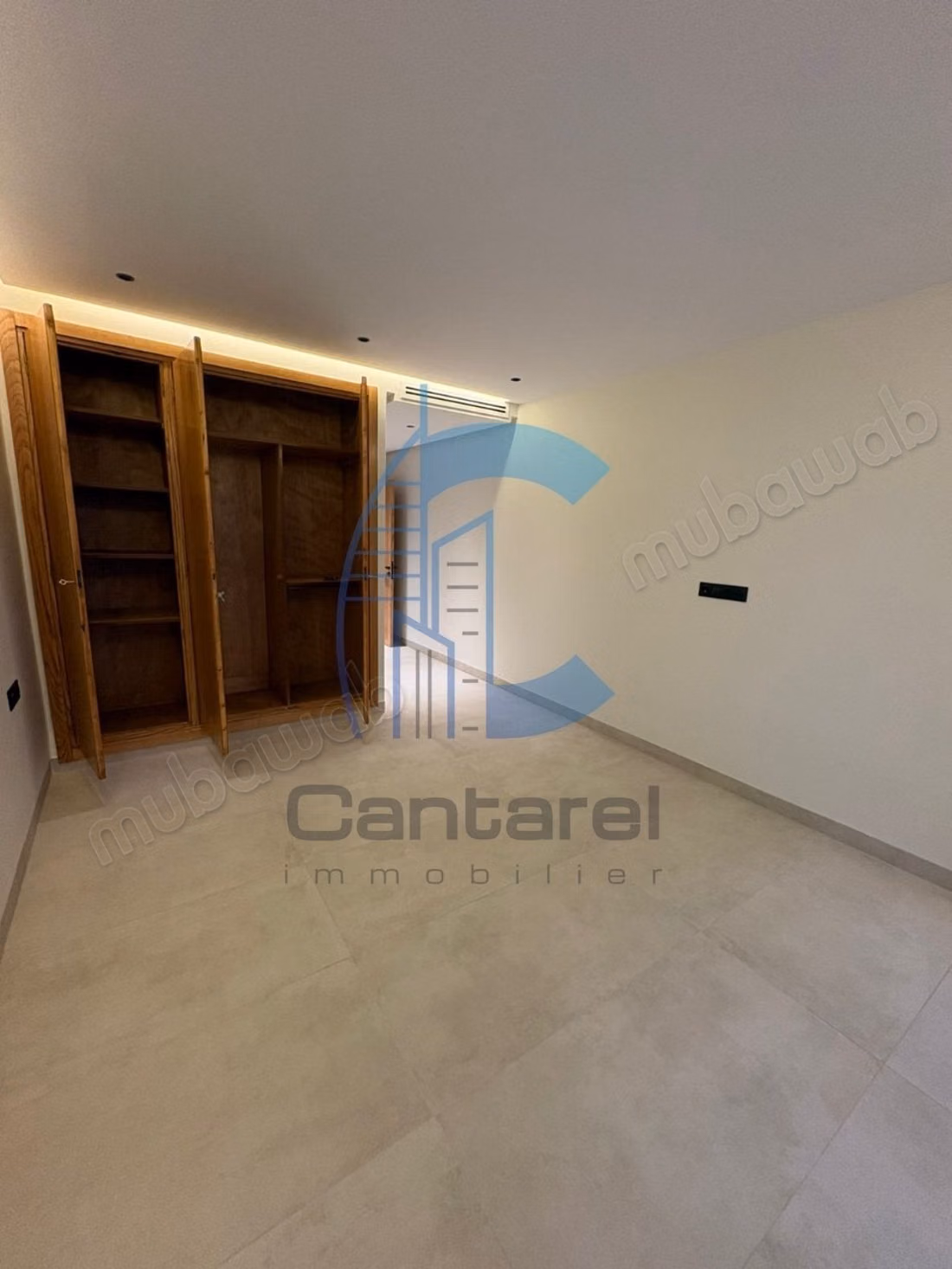 À louer appartement entièrement rénové / racine