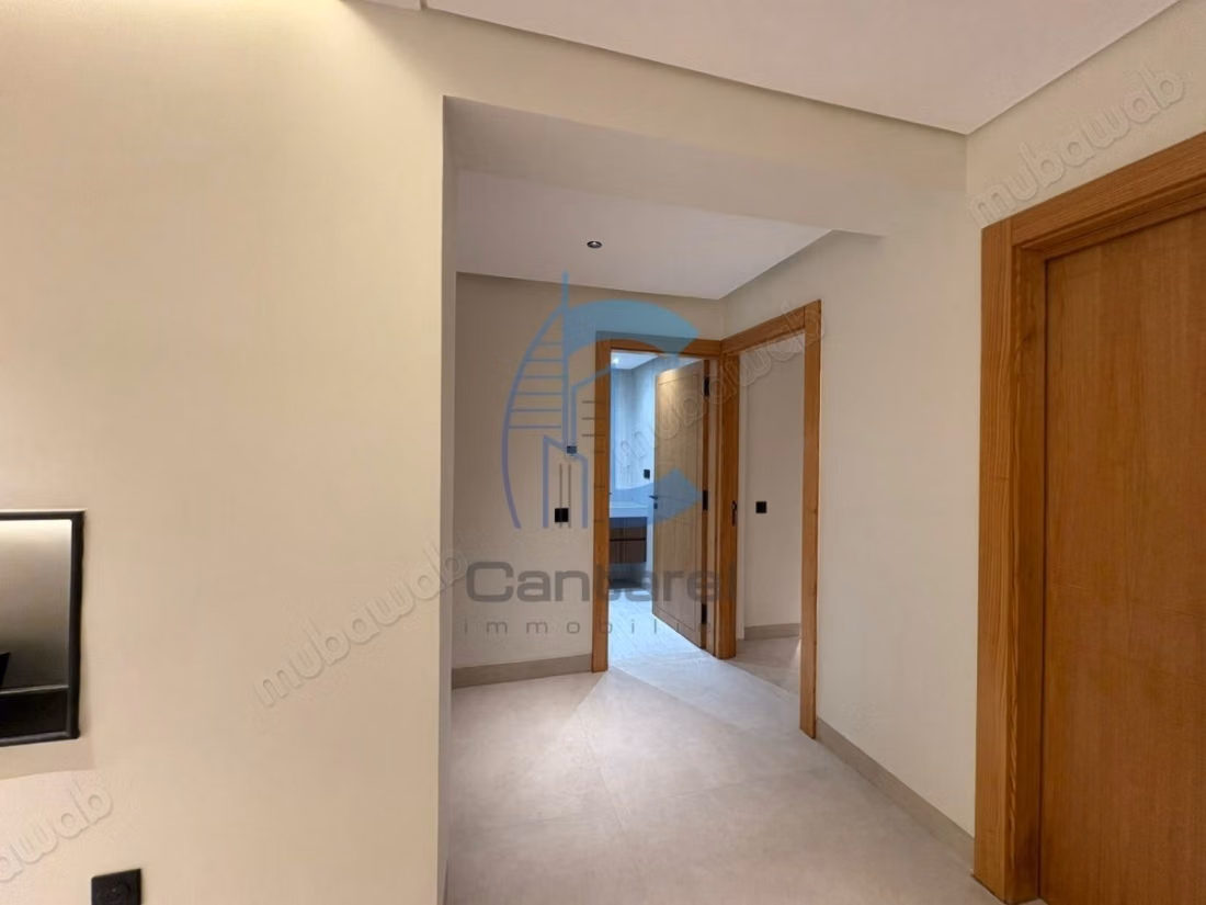 À louer appartement entièrement rénové / racine