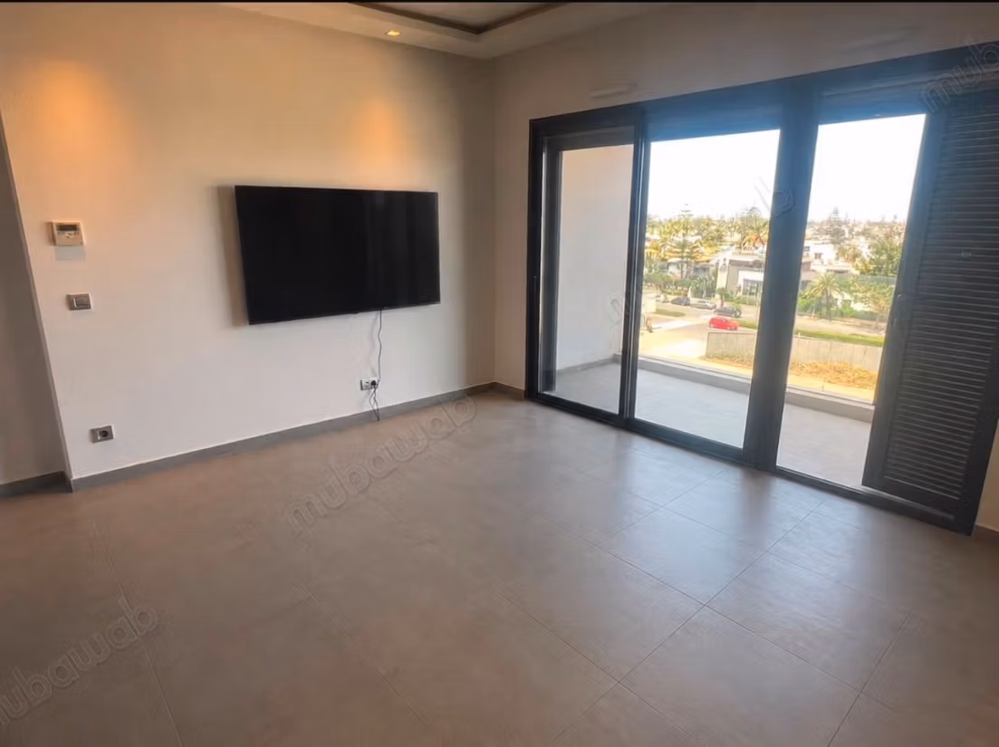 Très bel appartement 2ch vide très agréable à CFC