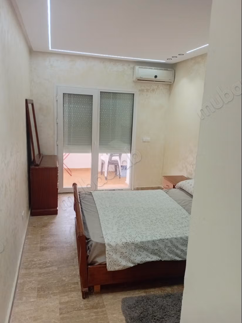 Superbe appartement à louer. Petite surface de 80 m². Mobilier neuf
