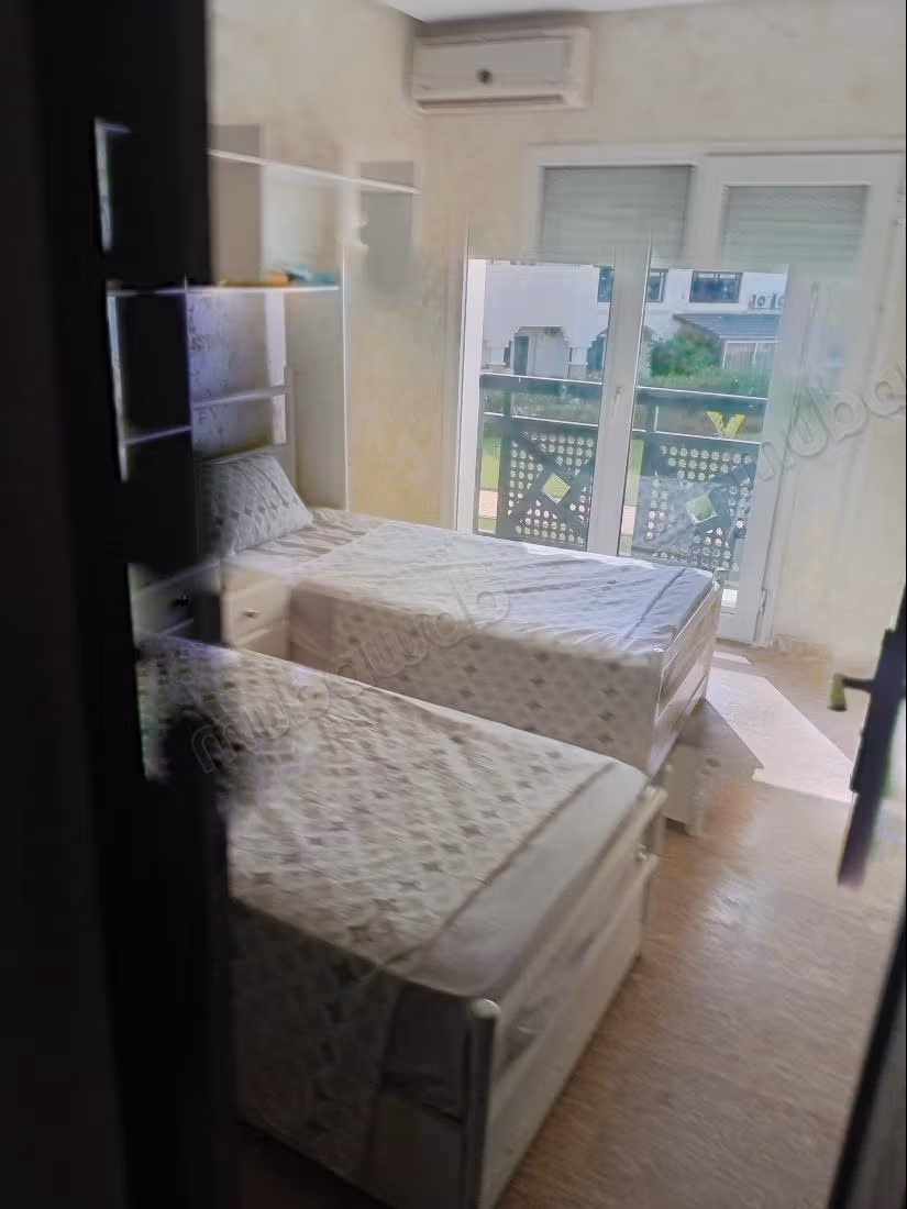 Superbe appartement à louer. Petite surface de 80 m². Mobilier neuf
