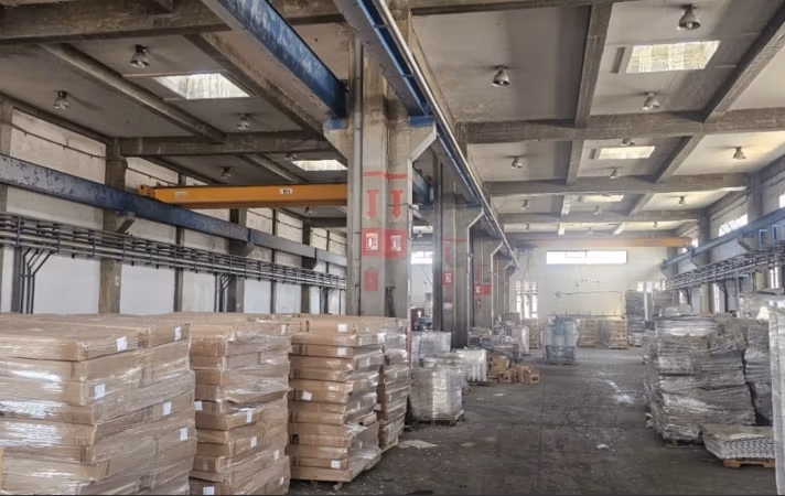 En venta edificio R5 1200m2