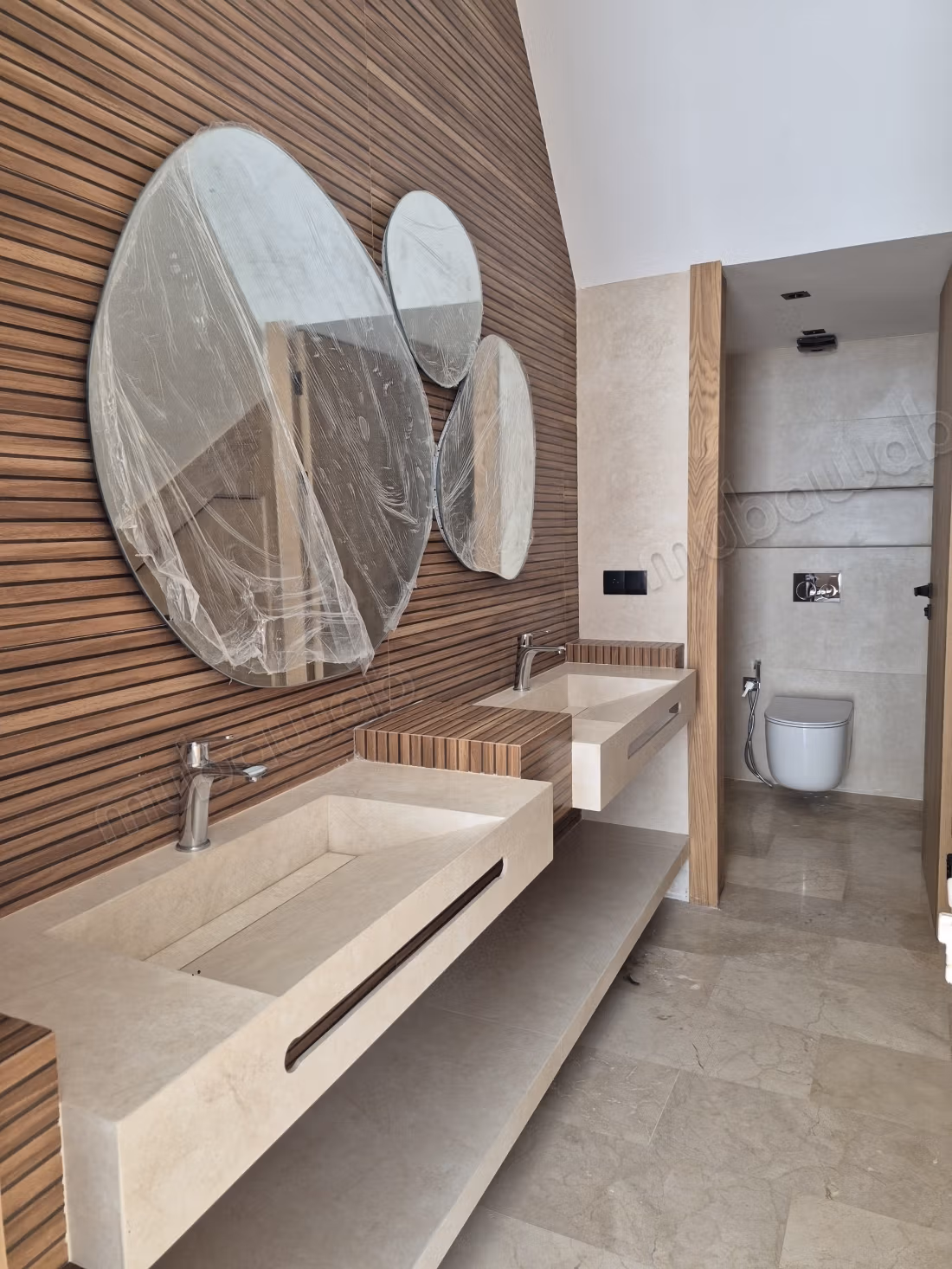 VILLA de LUXE à vendre à TARGA. 5chbres. 384m2 avec piscine