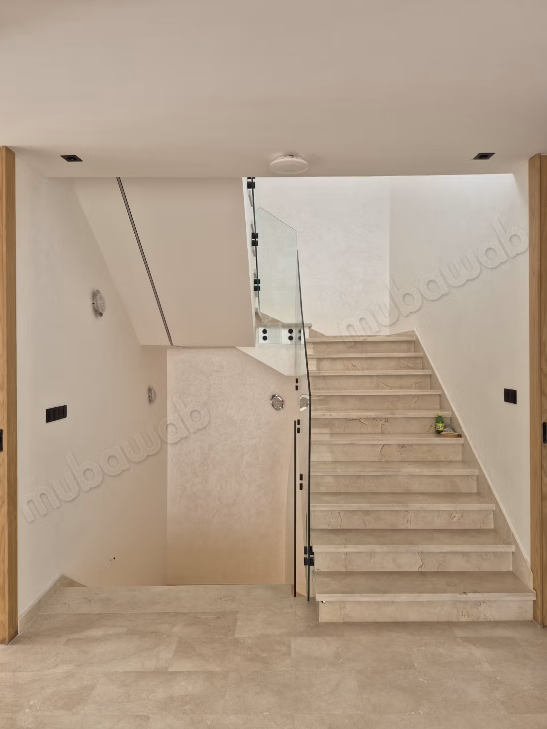 VILLA de LUXE à vendre à TARGA. 5chbres. 384m2 avec piscine