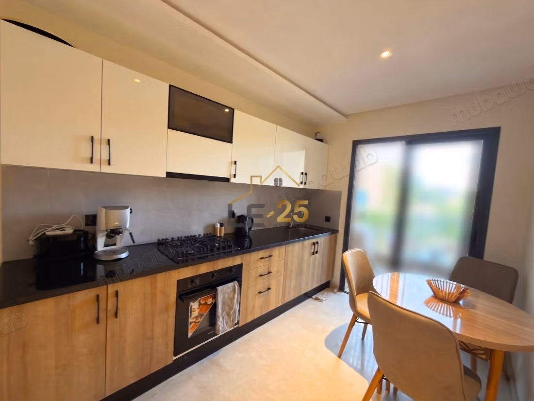 Appartement Meublé À Louer À Guéliz Avec Piscine