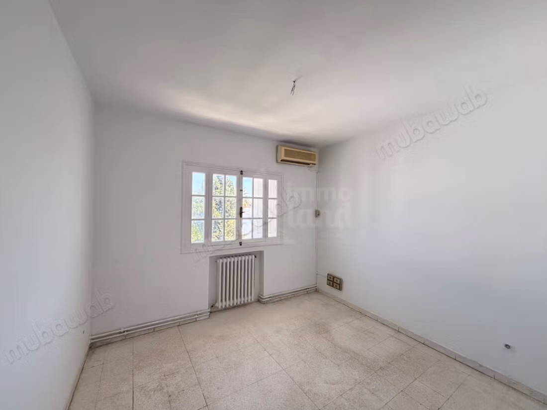 Ufficio hall7 di 250m2 a Mutuelle Ville