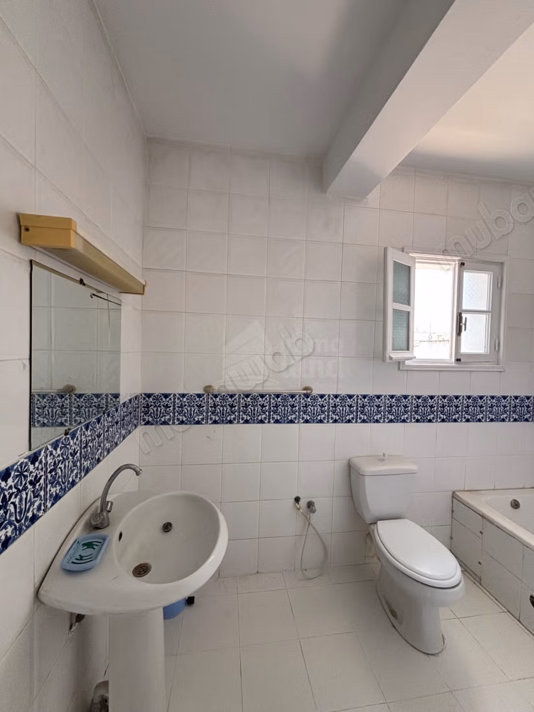 Ufficio hall7 di 250m2 a Mutuelle Ville