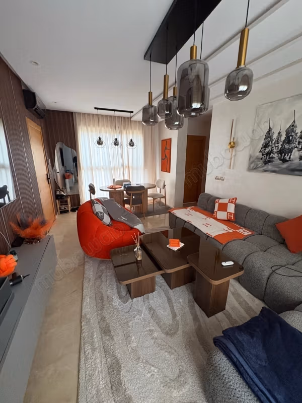 Superbe appartement à vendre dans la nouvelle résidence de prestigia argan. Surface de 100 m². Bien meublé