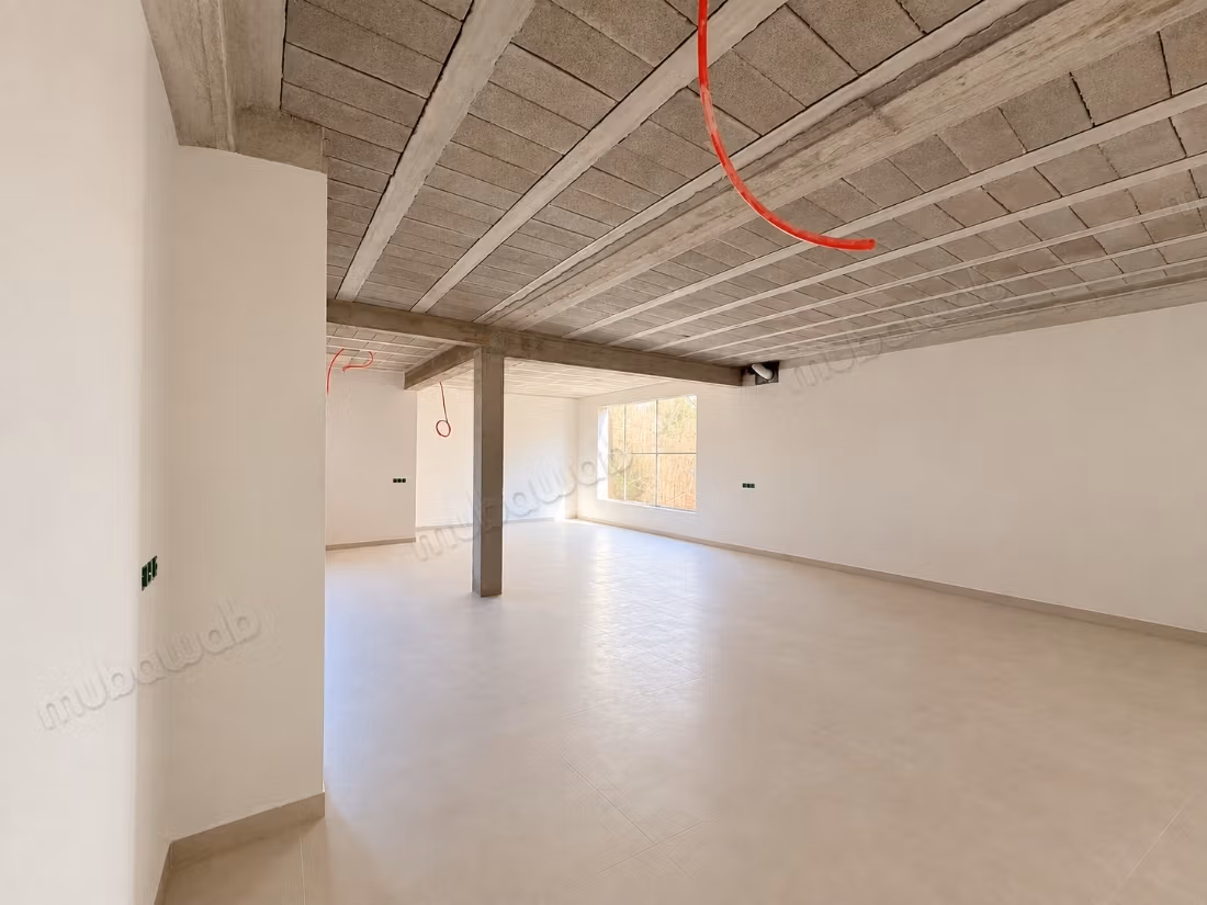 Luxury villa for sale in Route d'Ourika. 3 large living areas. Green area, Balcony