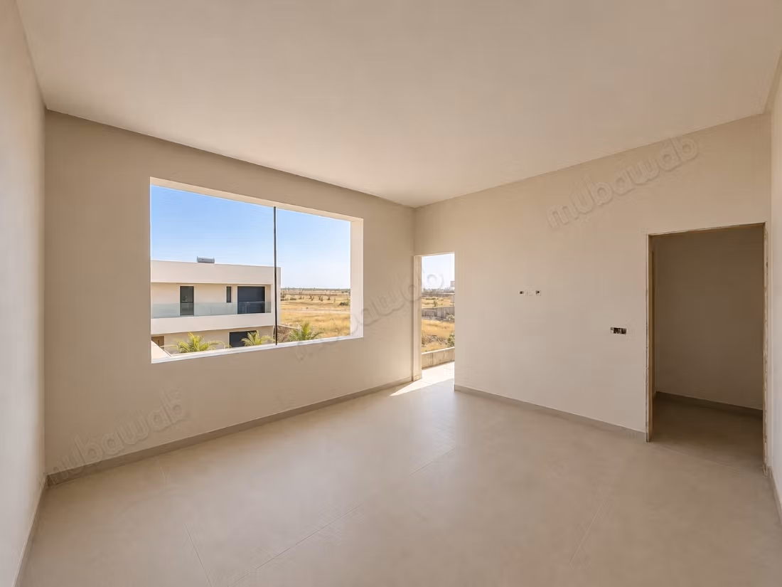 Luxury villa for sale in Route d'Ourika. 3 large living areas. Green area, Balcony