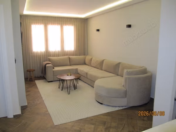 Appartement à Riad Salam à vendre