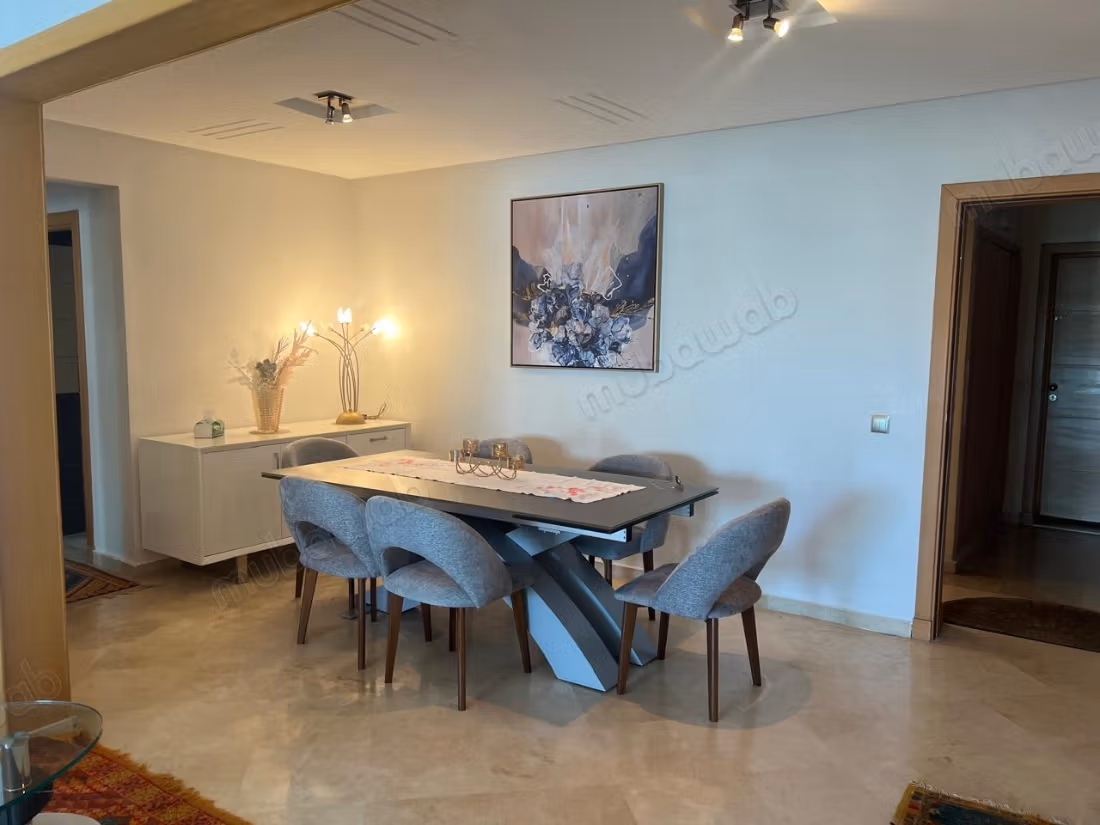 Grand appartement meublé vue dégagée