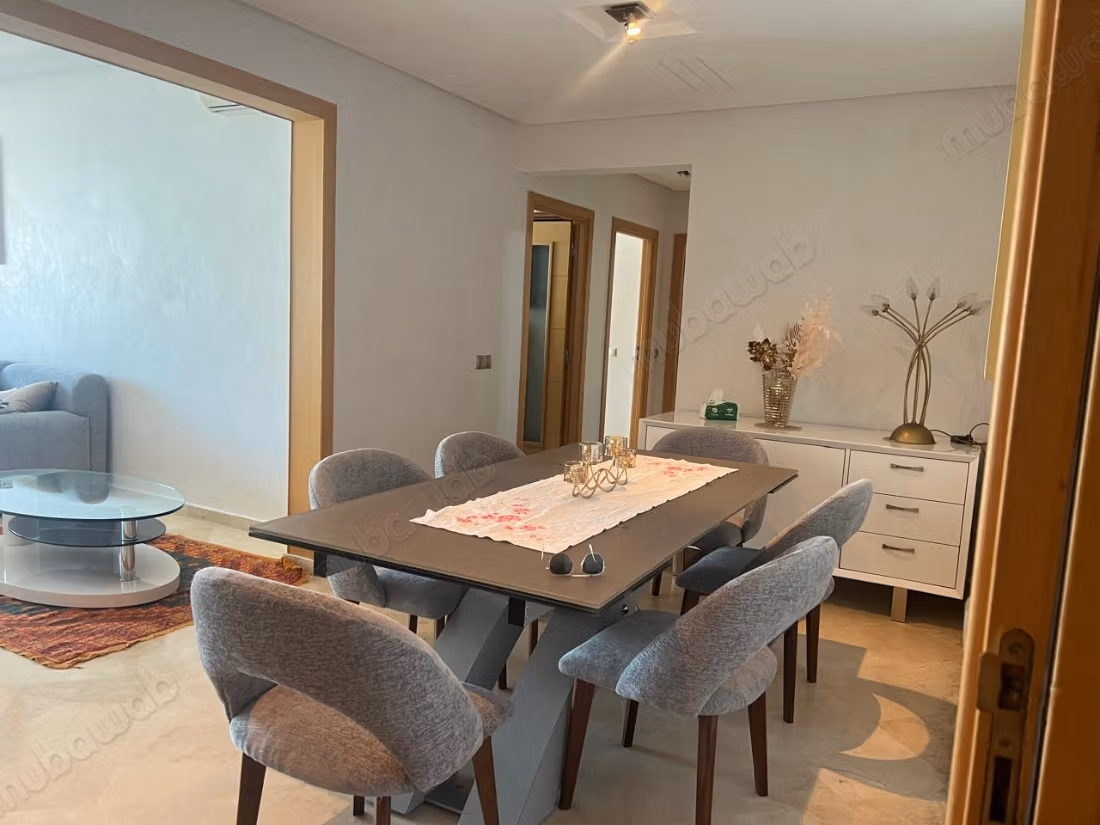 Grand appartement meublé vue dégagée