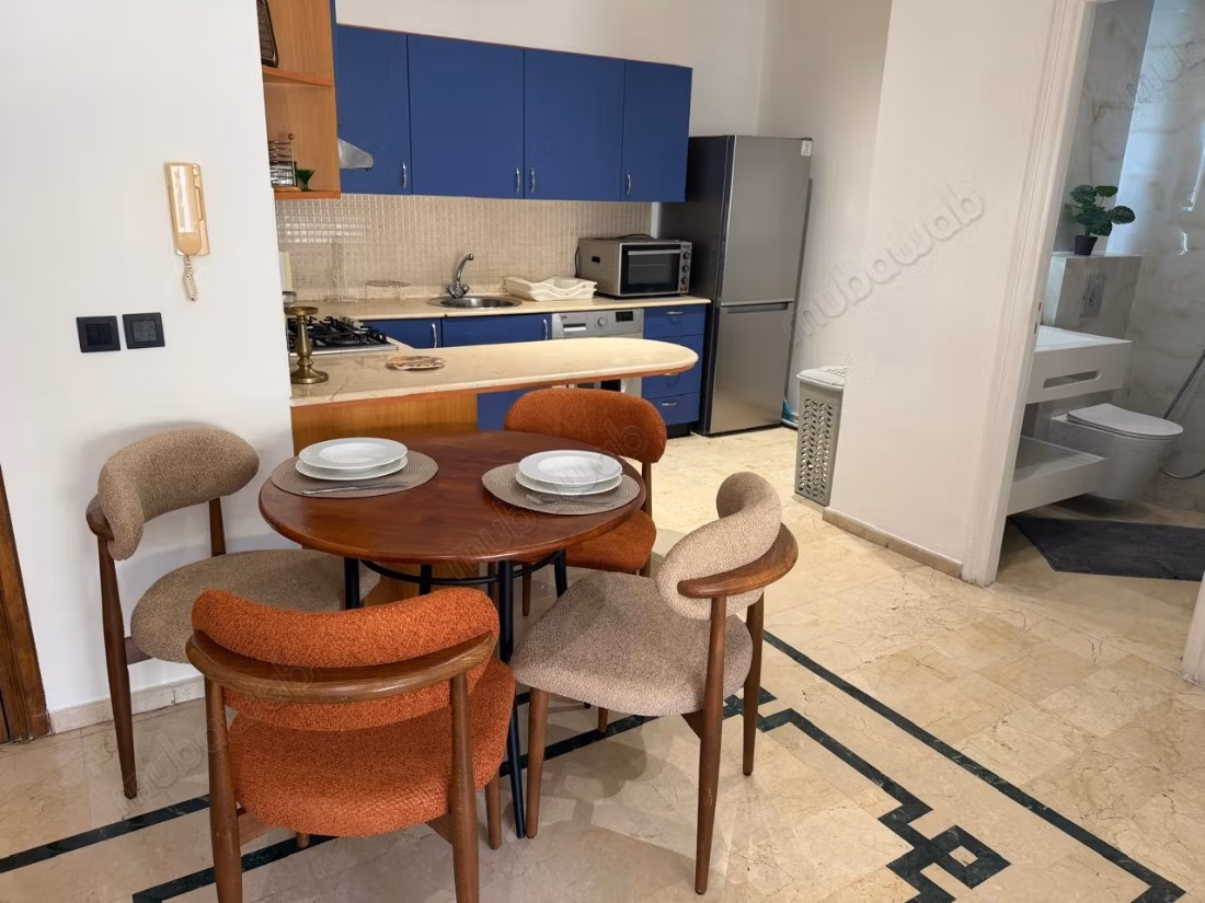 Superbe appartement à louer à Gauthier. 1 espace de vie. Grenier